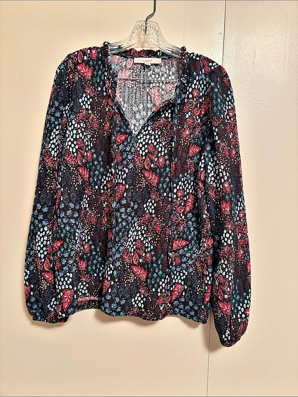 LOFT Floral Ruffle Tie Neck Blouse in Black & Red Size Small